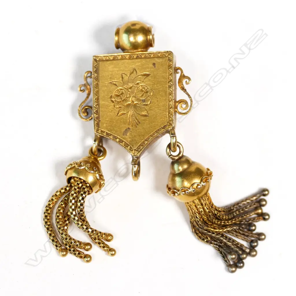 GOLD PLATED AND TURGUOISE PENDANT Image 1++