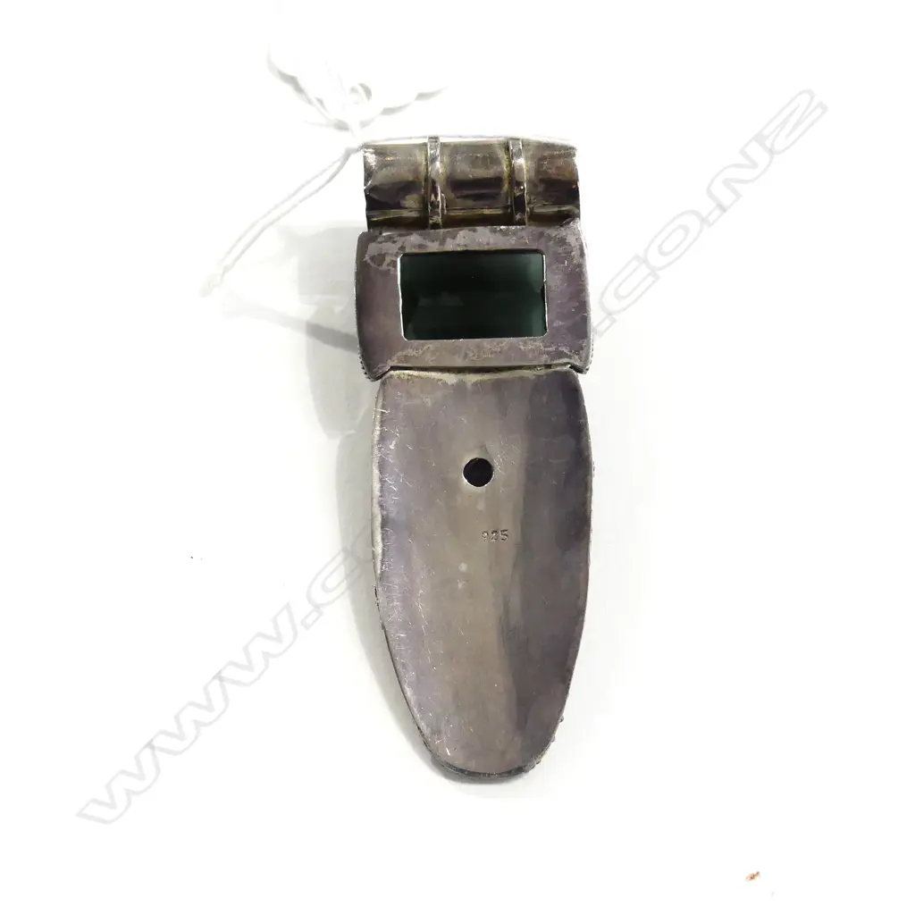 SILVER AND GEMSTONE SET PENDANT Image 1++