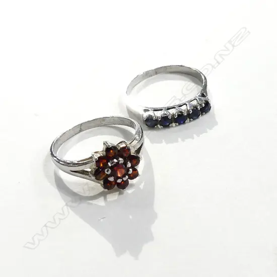2 SILVER GEM SET RINGS GARNET & SAPPHIRE