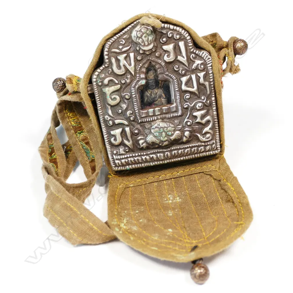 Antique Tibetan Silver Faced Traveling Gau Box Shrine Image 1++