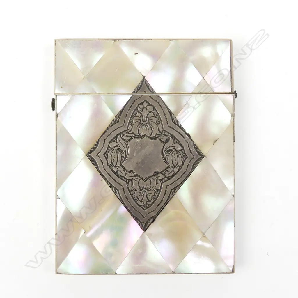 A Victorian mother-of-pearl and silver card case Image 1++