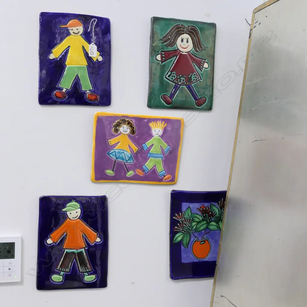 5 MORRIS & JAMES POTTERY WALL PLAQUES Image 1++