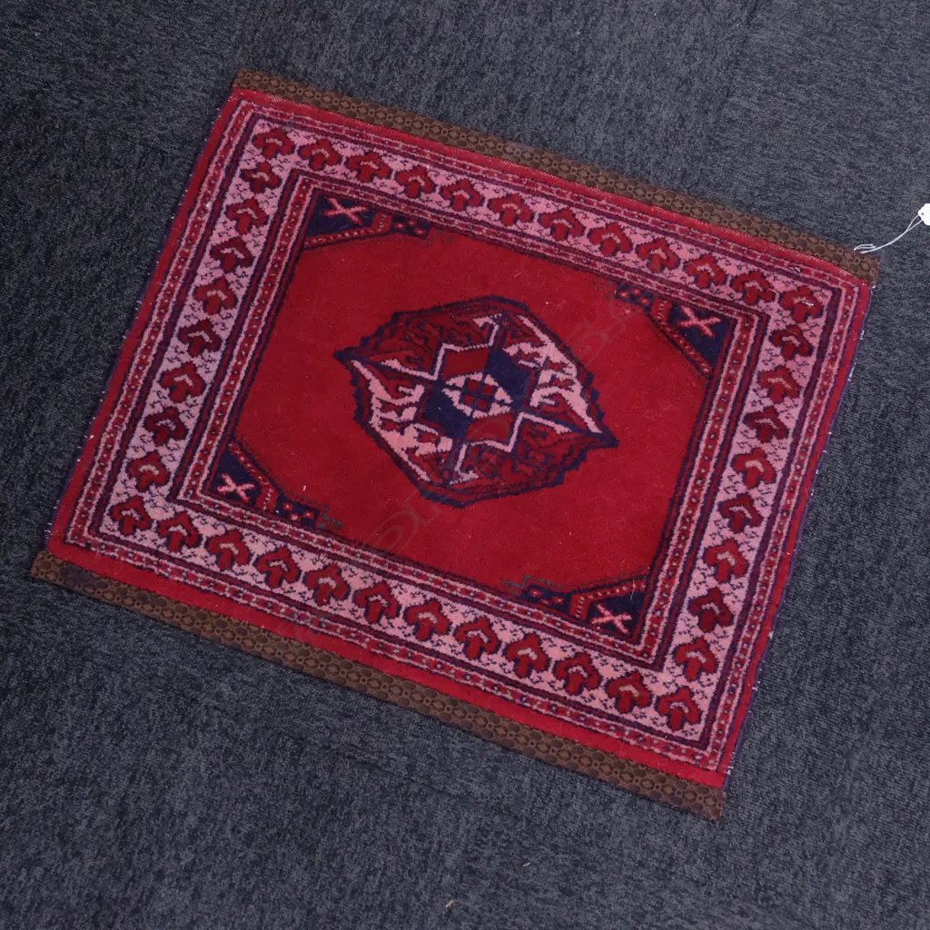 SM HAMADAN, No.552, 66 X 57 Image 1++