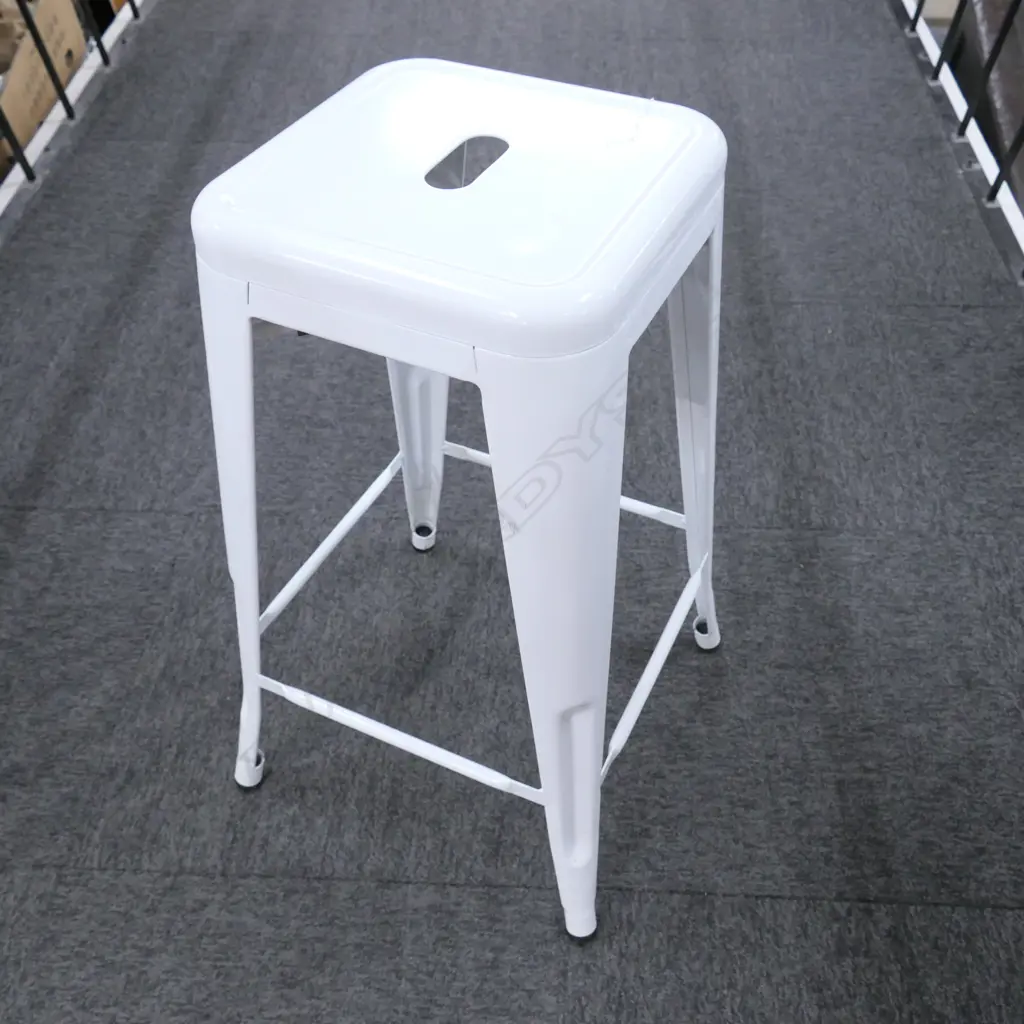 RETRO STYLE WHITE METAL BAR STOOL, H. 670MM Image 1++