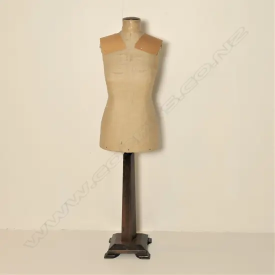 1930's DRESS MAKERS MANNEQUIN H.1380