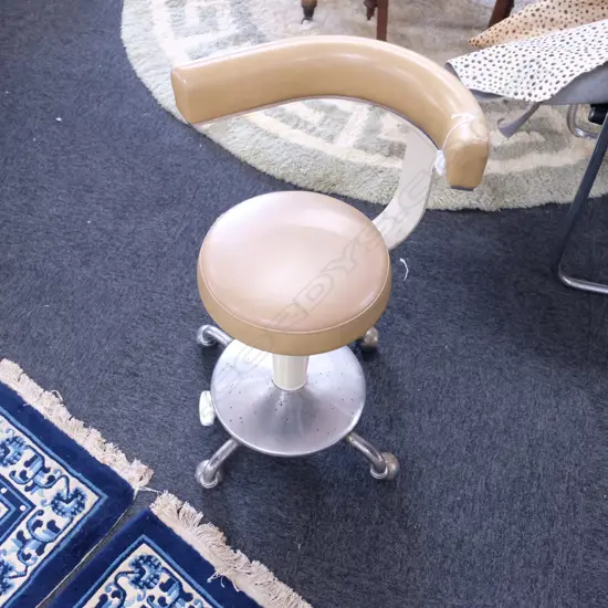 1960'S JAPANESE STYLISH TECHNICIANS CHAIR