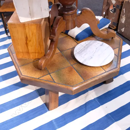 OAK FRAMED TILED TOP COFFEE TABLE W 1080 MM