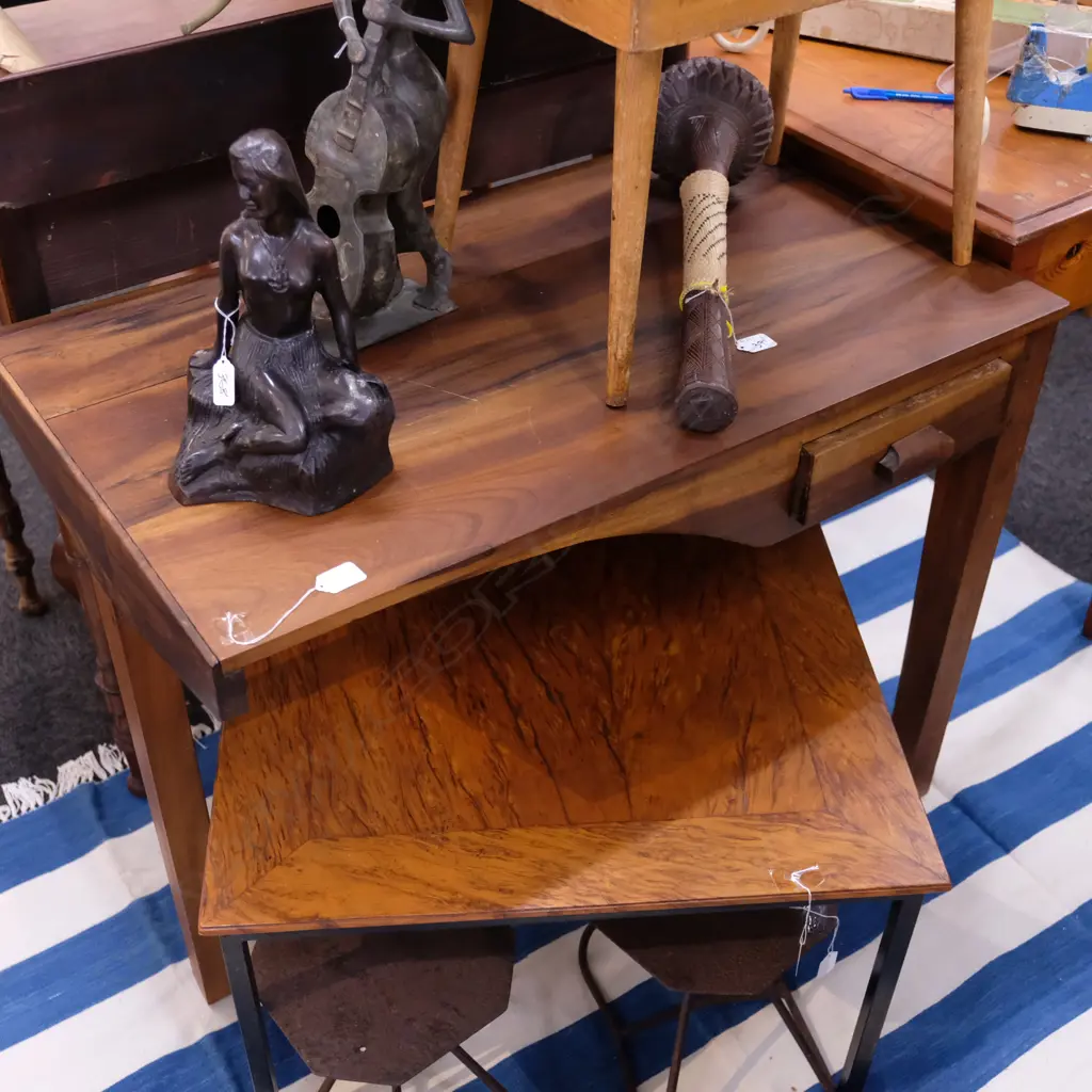 HARDWOOD SINGLE DRAWER DESK W. 880MM Image 1++