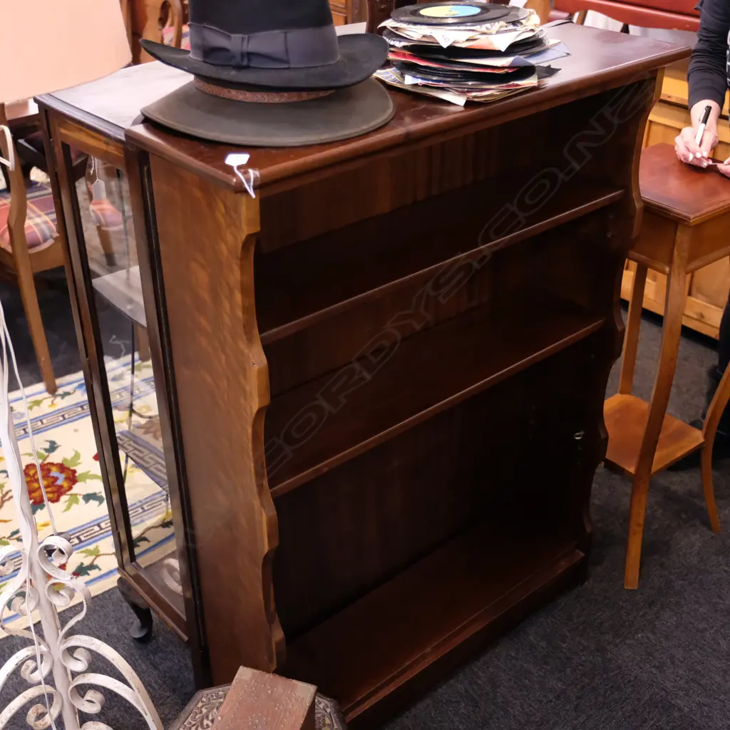 UPRIGHT BOOKCASE W. 920MM Image 1++
