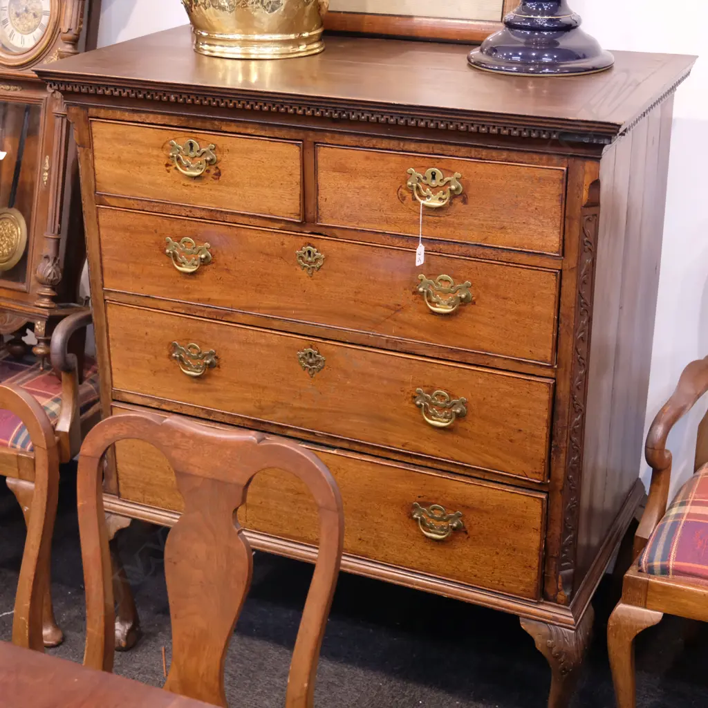 19THC MAHOGANY CHEST OF DRAWERS ON CABRIOLE LEGS H 1270 MM Image 1++