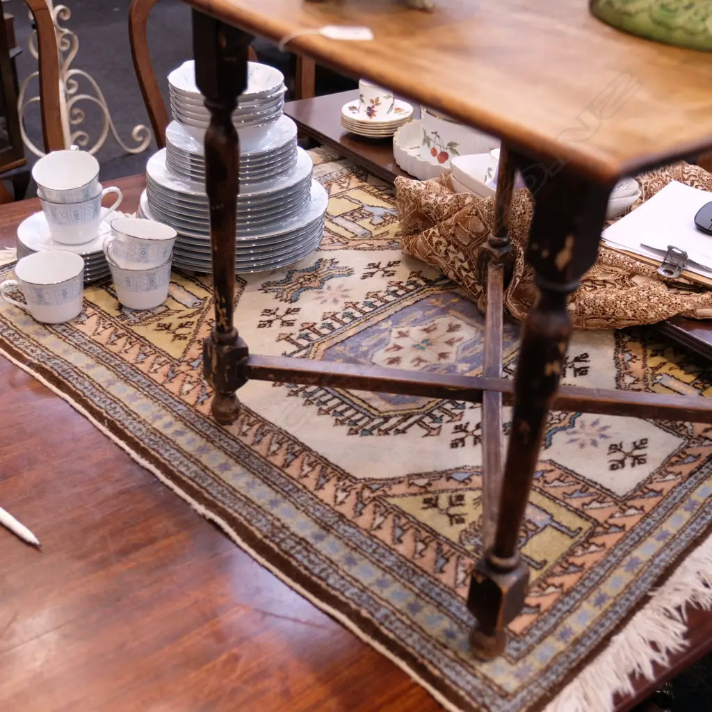 SMALL HANDKNOTTED RUG 1000 X 780 Image 1++