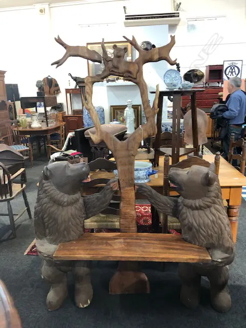 PR OF LARGE CARVED BLACK FOREST STYLE BEARS HALL STAND Image 1++