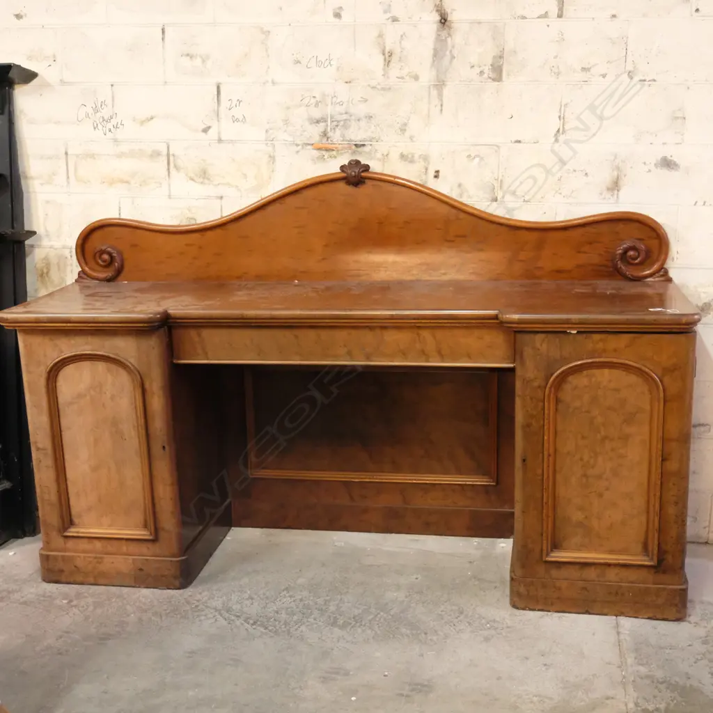 VICTORIAN TWIN PEDESTAL SIDEBOARD Image 1++