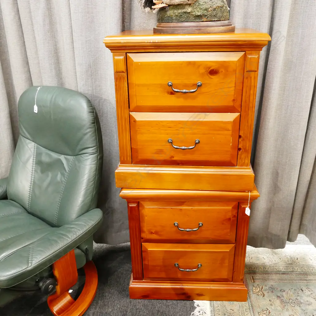 PR OF PINE BEDSIDE CABINETS H 620 MM Image 1++