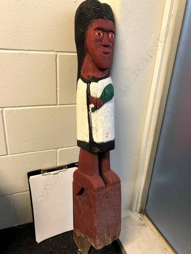 VINTAGE 20THC MAORI CARVED POST FEMALE FIGURE Image 1++