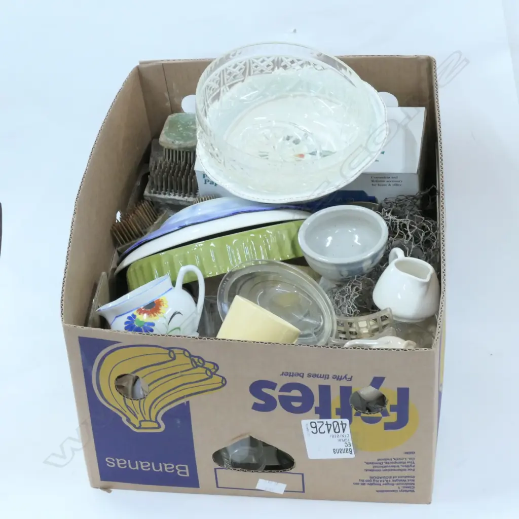 KITCHENWARE / VICTORIANA / FLOWER HOLDERS Image 1++