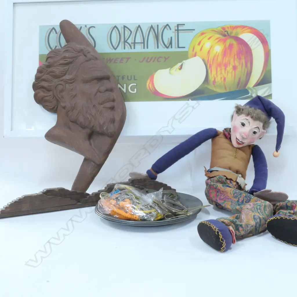 LOT ASST INCL. PEWTER TRAYS / FRUIT PRINT ETC Image 1++