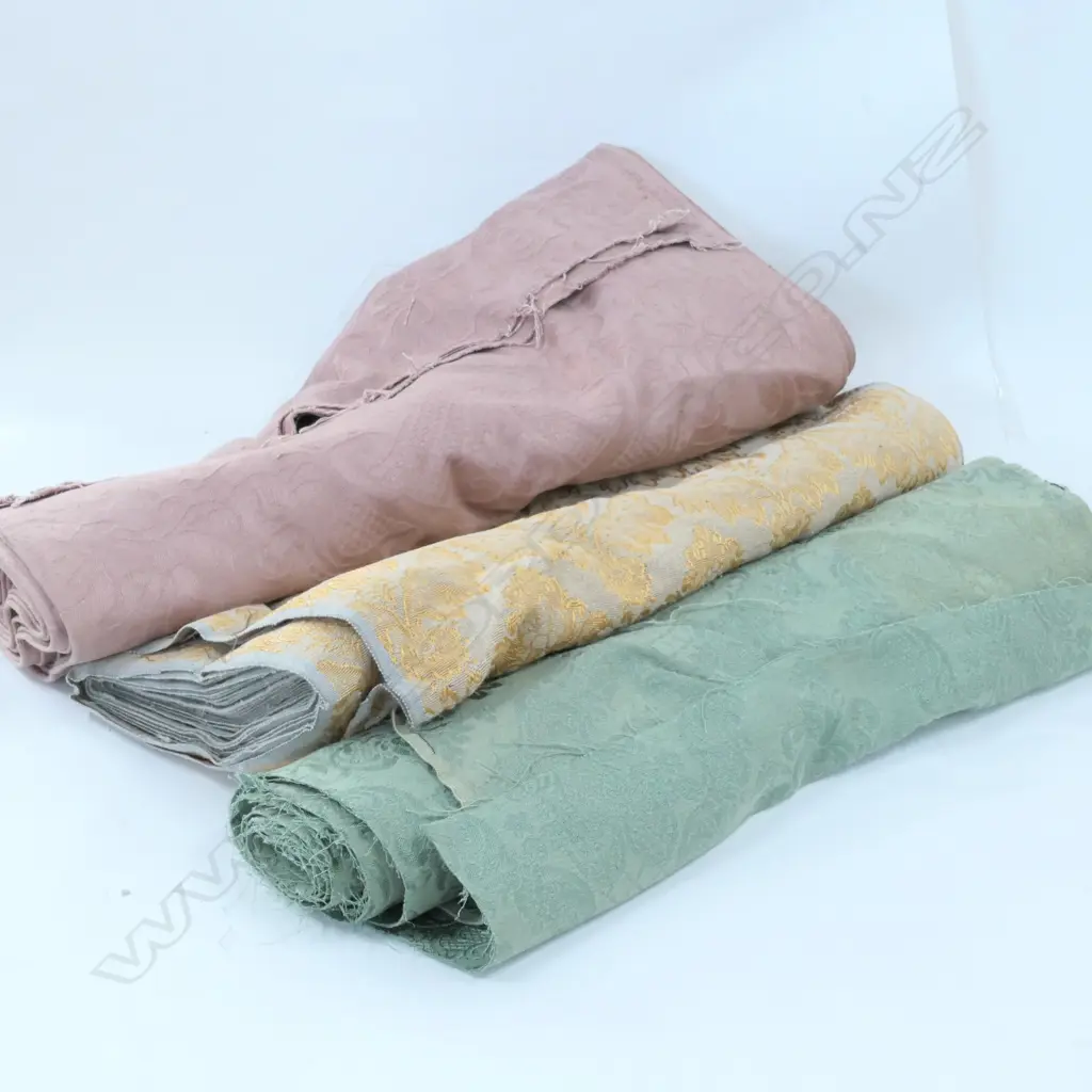 3 ROLLS ANTIQUE STYLE FABRIC Image 1++