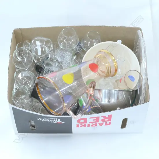 LOT ASST GLASSWARE / EPWARE ETC