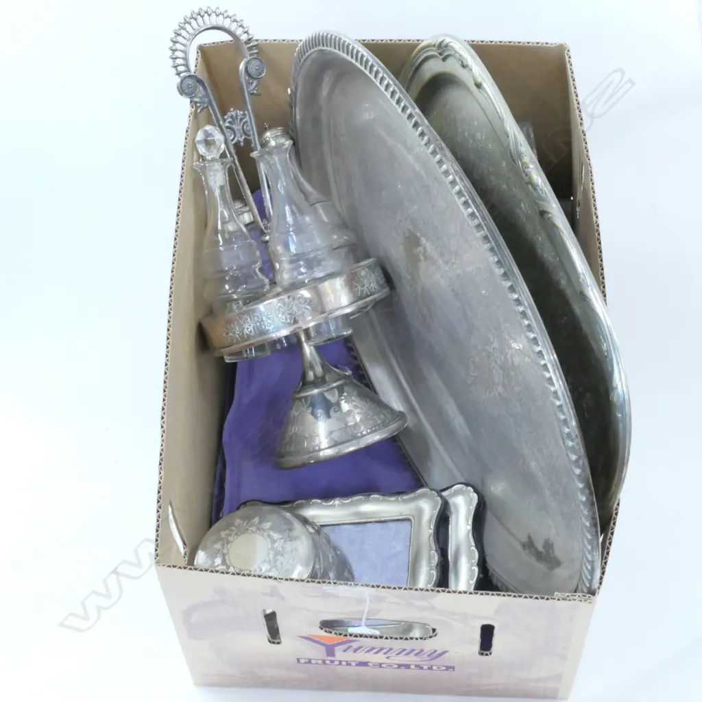 LOT EP TRAYS / FRAMES / CRYSTAL ETC Image 1++