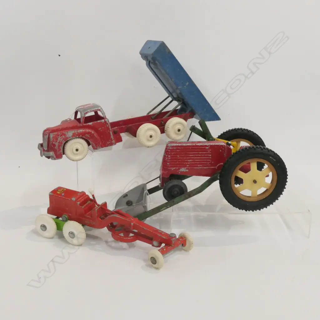 FUN HO TRACTOR + TIP TRUCK + GRADER Image 1++