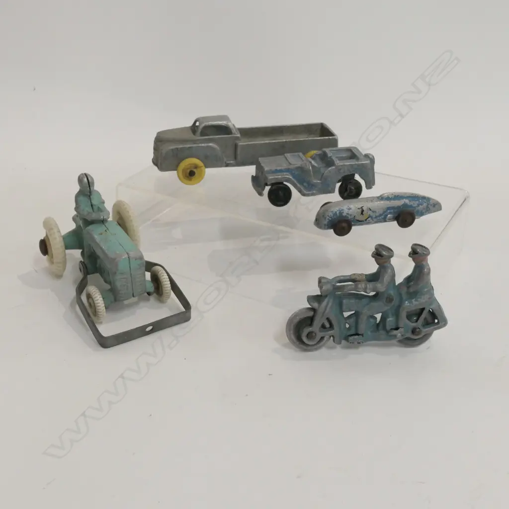 5 FUN HO VINTAGE TOYS: RACER POLICE MOTORBIKE ETC Image 1++