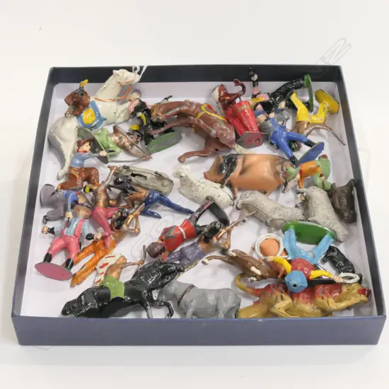 LOT OF COWBOYS AND INDIANS, ANIMALS, 30 APPROX