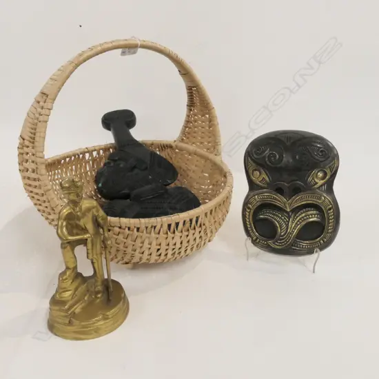 BASKET OF MAORI ITEMS / 1 BRONZE WHETU TIKI FACE / PATU AND MINER FIGURINE