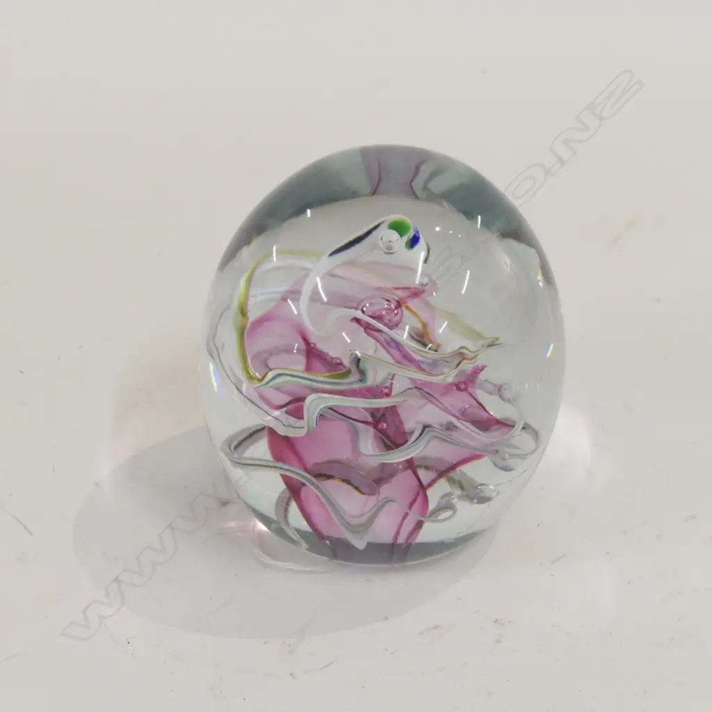 GLASS PAPER WEIGHT SIGNED VIESNIK (80mm) Image 1++