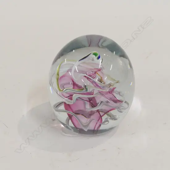 GLASS PAPER WEIGHT SIGNED VIESNIK (80mm)