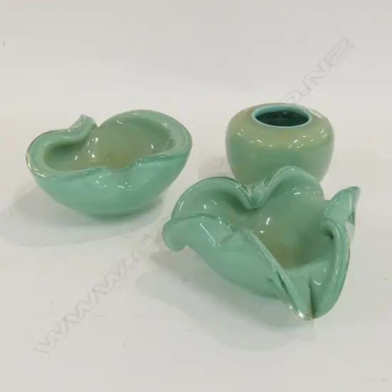 VENETIAN GLASS BOWLS AND VASE H. 120