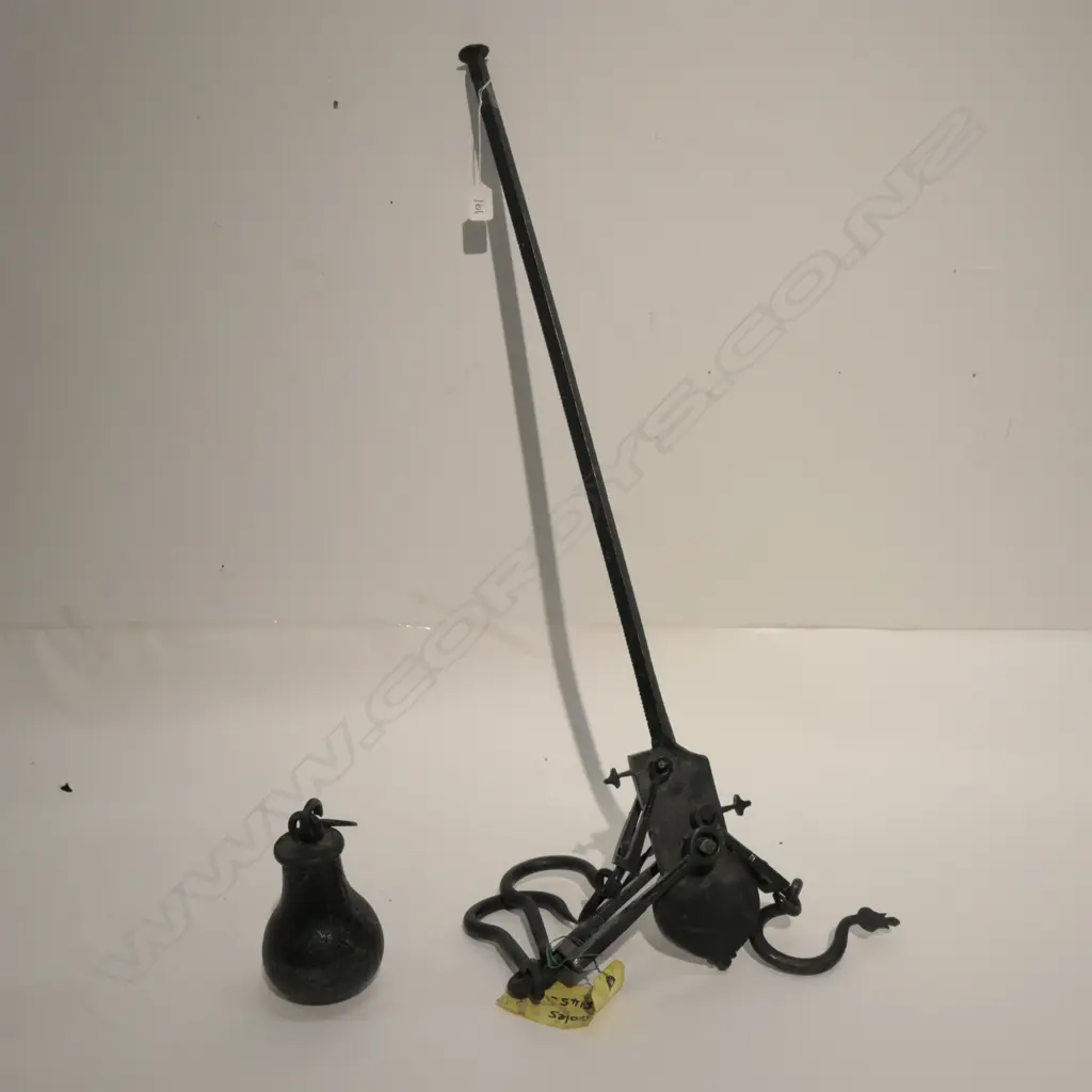 IRON BUTCHERS SCALES Image 1++