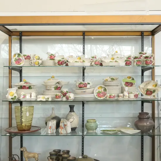 VERY LARGE SIMPSONS 'BELLE FIORE' 69 PLATES / 15 BOWLS / 18 CUPS / 9 MISC. 111 PIECES TOTAL