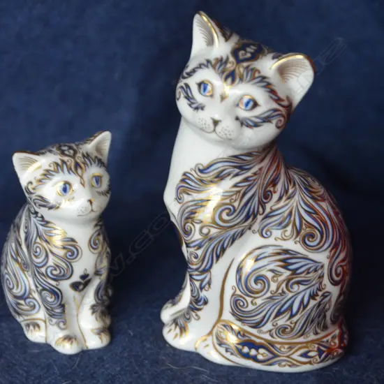 ROYAL CROWN DERBY LTD ED MAJESTIC CAT & KITTEN