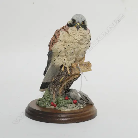 RUSSELL WILLIS COLLECTION--KESTREL--RESIN