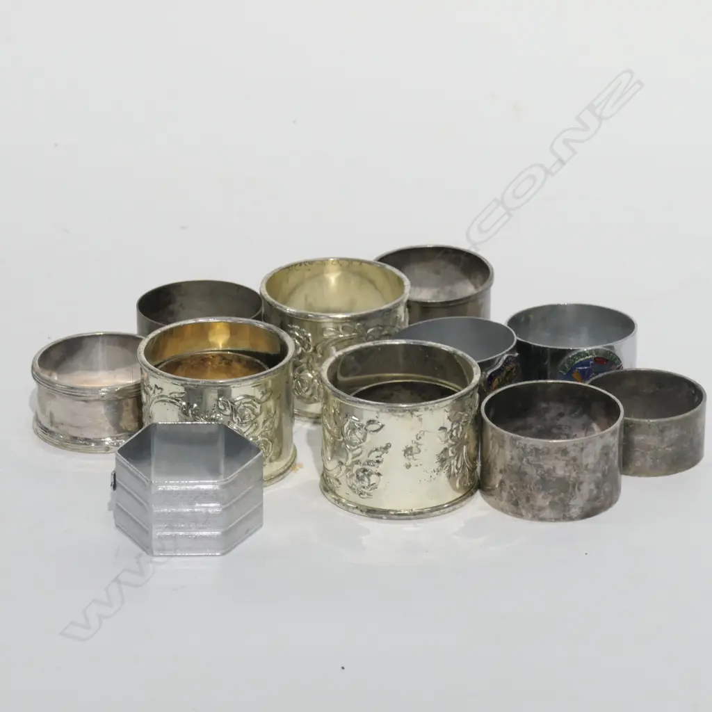 13 ASSORTED SURVETTE RINGS Image 1++