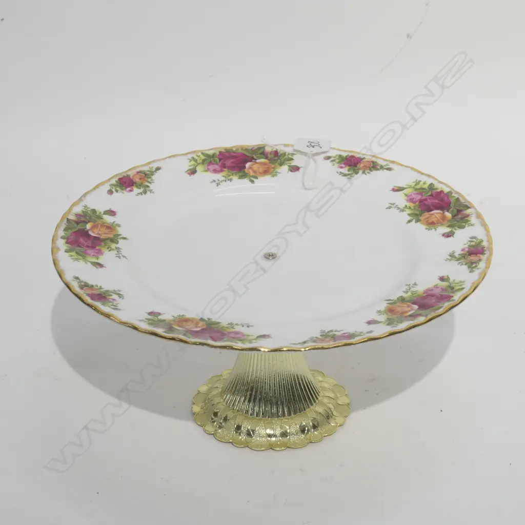 R ALBERT OLD COUNTRY ROSES TAZZA Image 1++