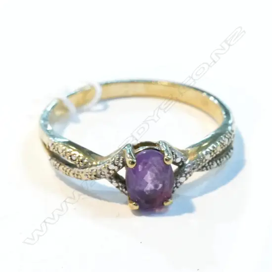 9CT GOLD & AMETHYST RING 2.56GMS