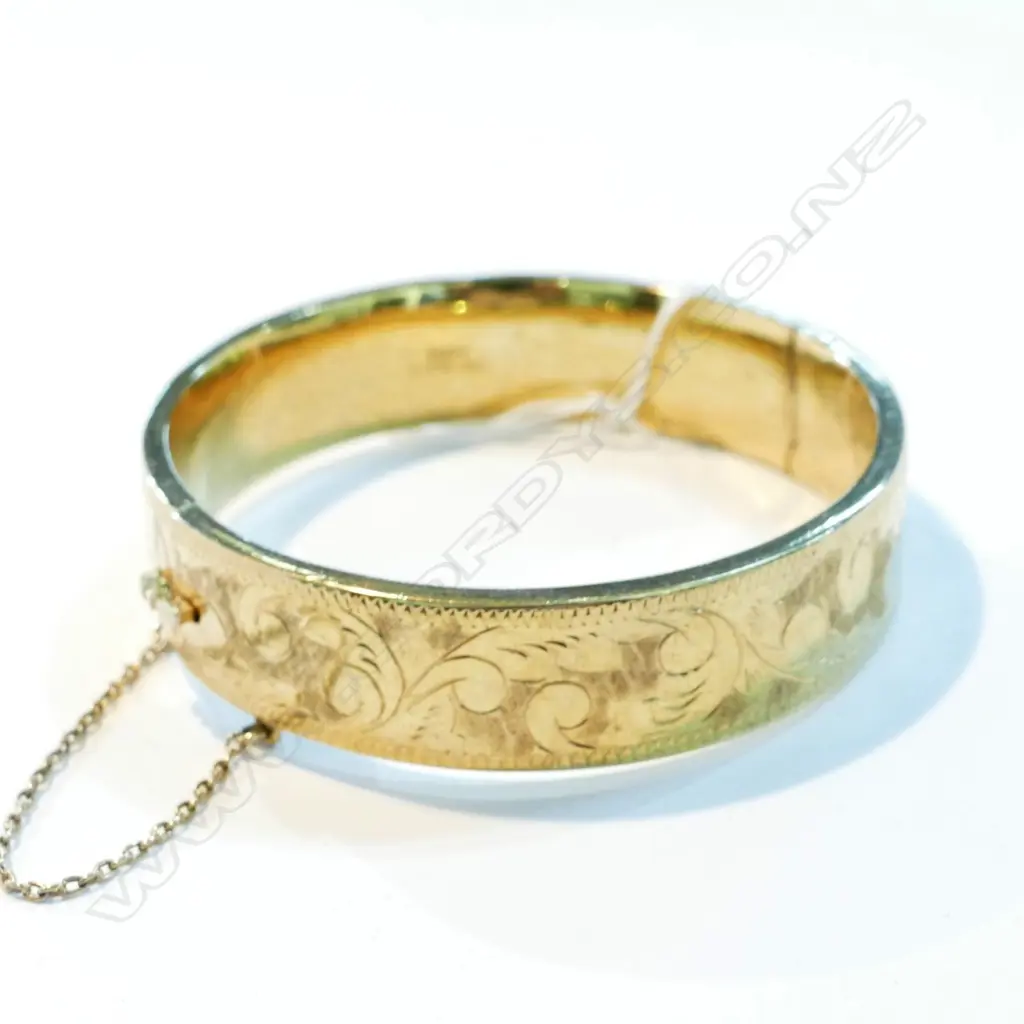 GOLD PLATED STERLING ETCHED BANGLE	 Image 1++