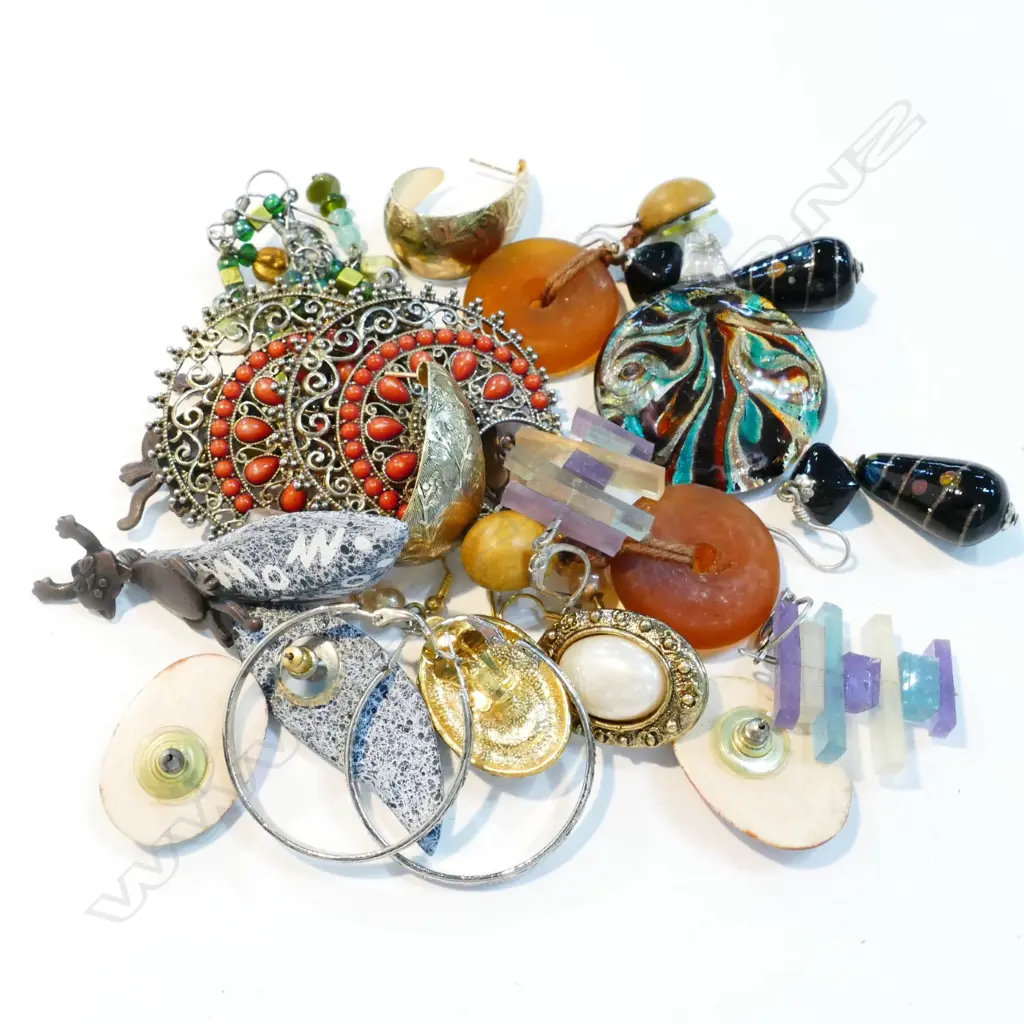2 BAGS OF COSTUME EARRINGS ETC. Image 1++