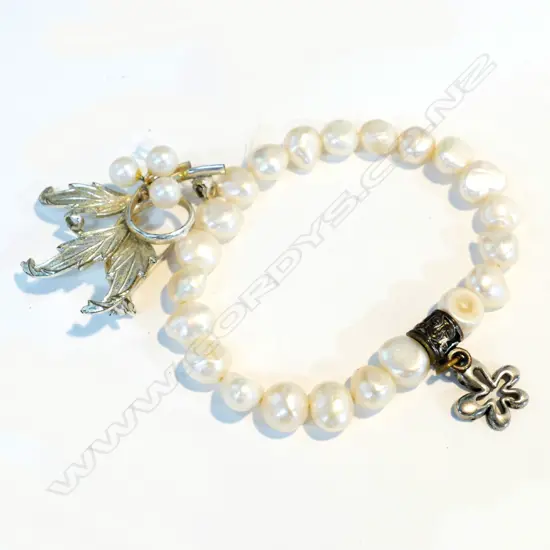 FRESH WATER BRACELET; SEED PEARL BROOCH