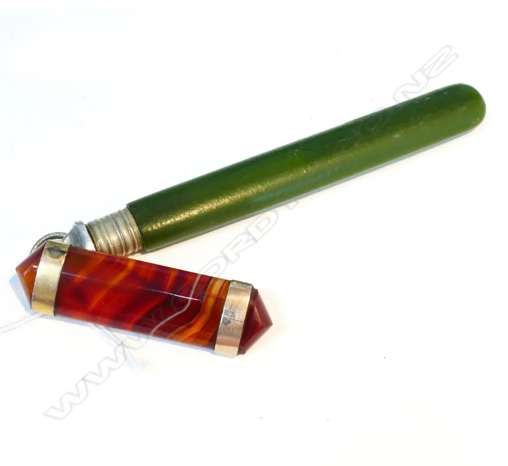 AGATE BROOCH  AND RESIN FAUX GREENSTONE Image 1++