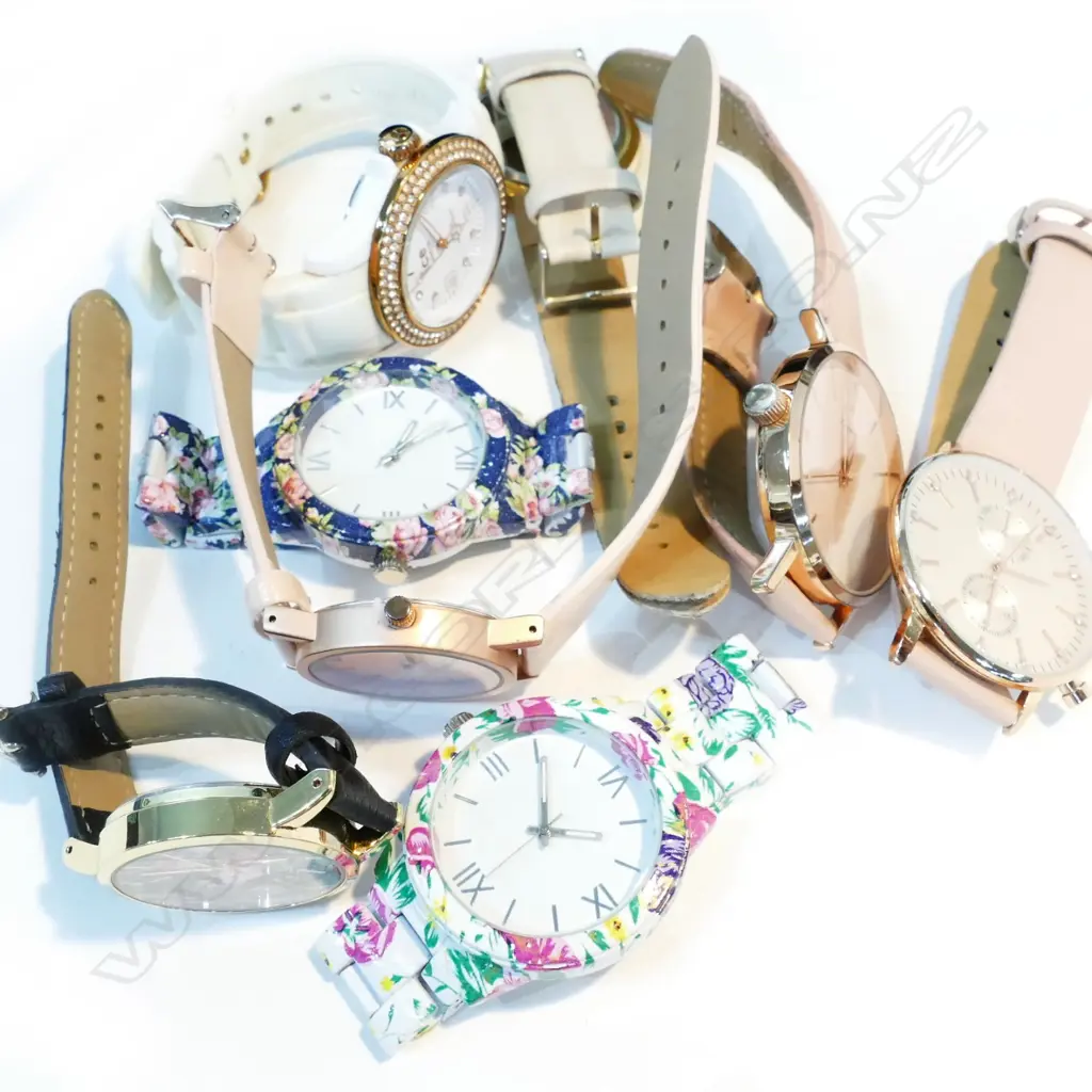 LOT ASST WATCHES Image 1++