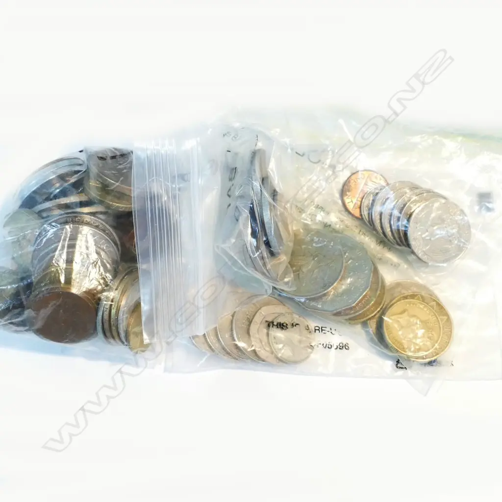 LOT ASST WORLD COINS Image 1++