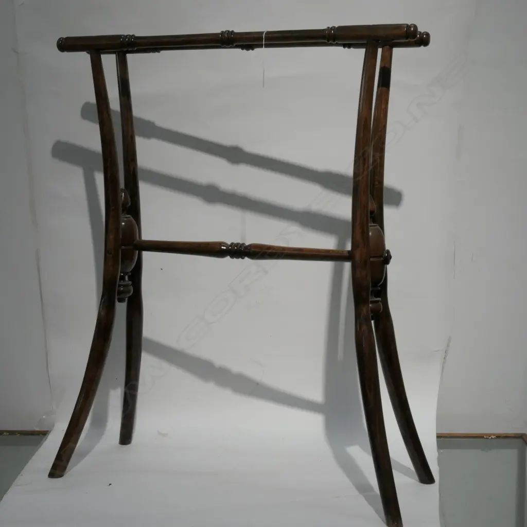 TOWEL STAND Image 1++