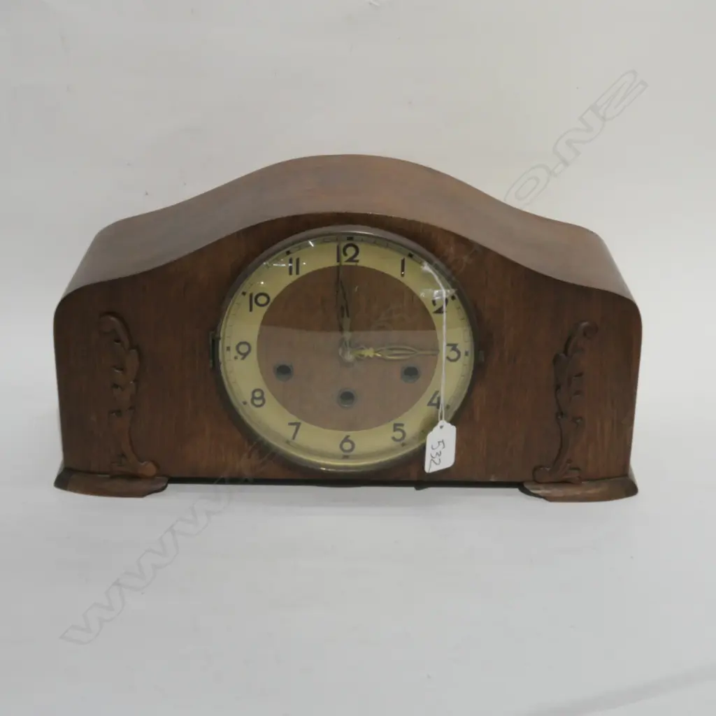 OAK MANTLE CLOCK Image 1++
