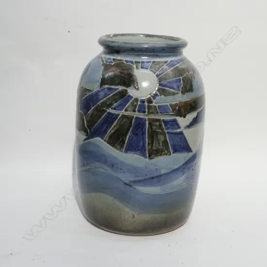 LARGE ASIAN BLUE POT