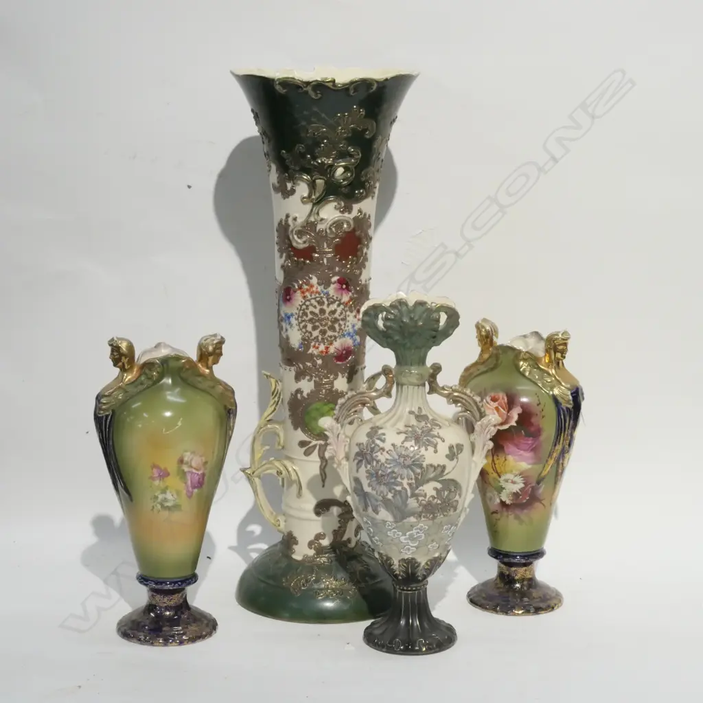4 VICT VASES LARGEST 500 MM Image 1++