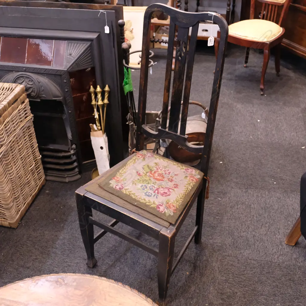 PR OAK 1930'S SIDE CHAIRS  Image 1++