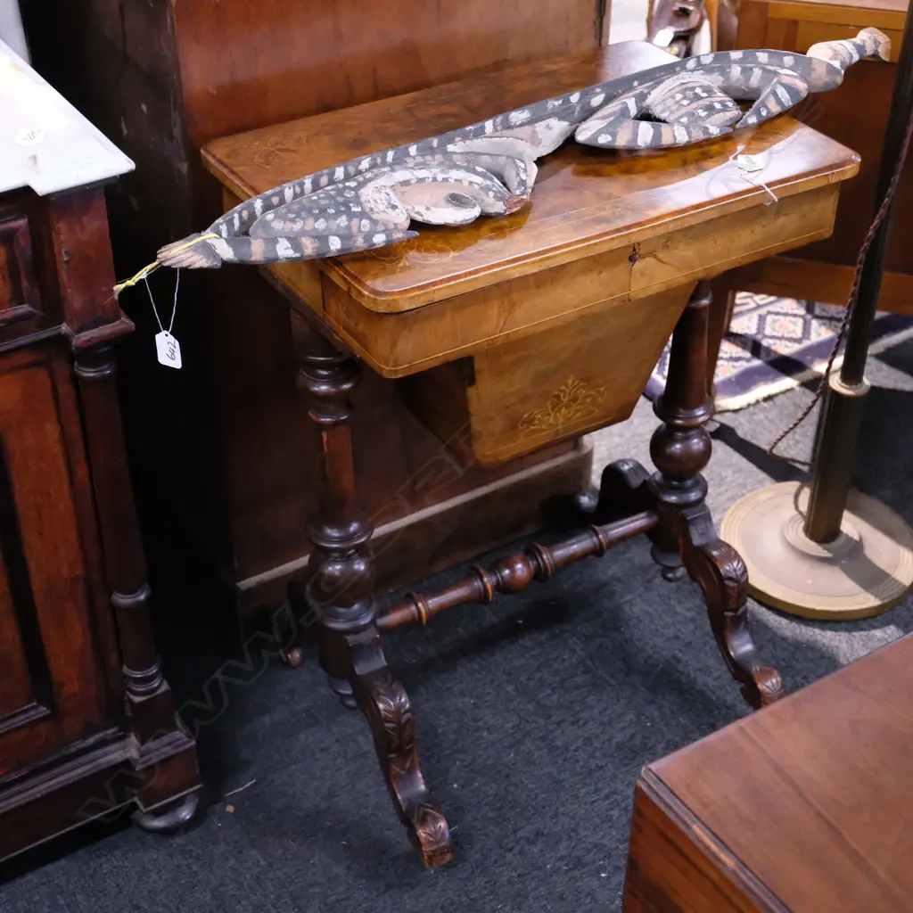 VICT. WALNUT SEWING TABLE  Image 1++